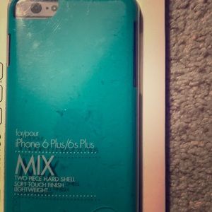 iPhone 7plus case comes with earpod case